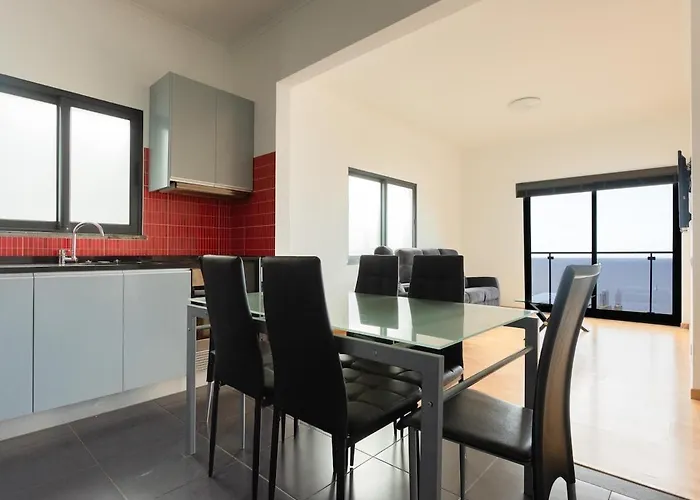 Skyline Rc Guest house 3*