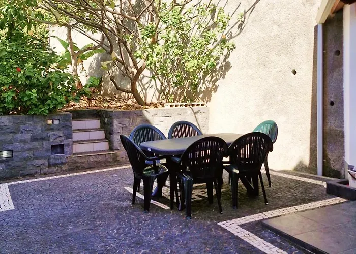 Skyline Rc Guest house Arco da Calheta (Madeira)